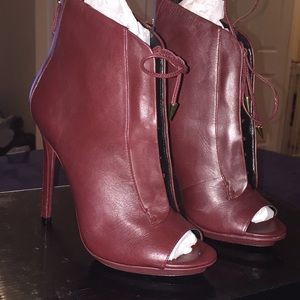 Boutique 9 booties